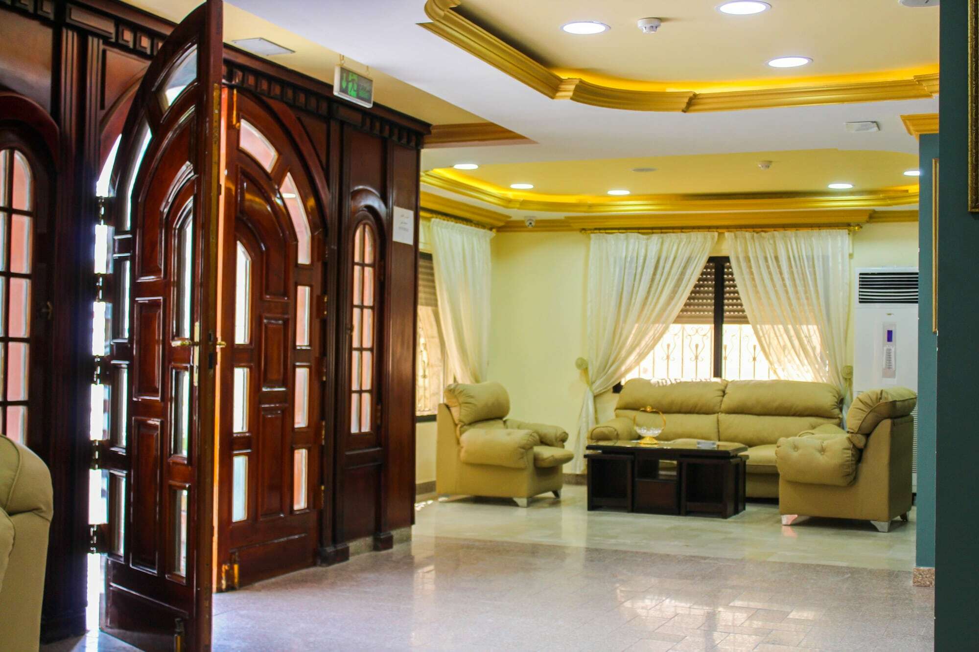 Al-Aqsa Palace Hotel فندق قصر الاقصى Rujm ash Shara'irah Eksteriør billede